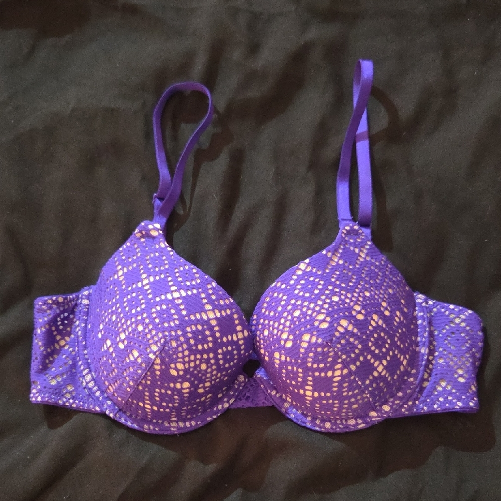 Victoria's Secret Vibrant Purple Lace Bra
